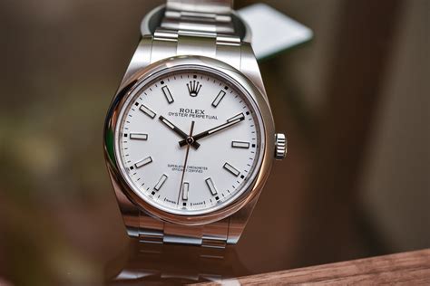 Rolex Oyster Perpetual 39mm 114300 